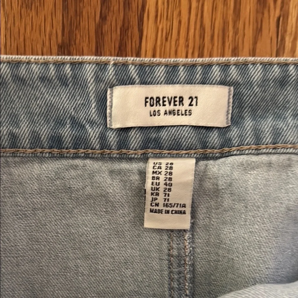 Forever 21 Light Denim Mini Skirt with Front Zipper Ring Pull Women's 28 6